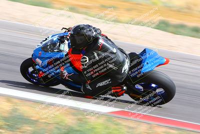 media/Apr-30-2023-CRA (Sun) [[020fcf5d43]]/Race 11-600 Expert Superbike/